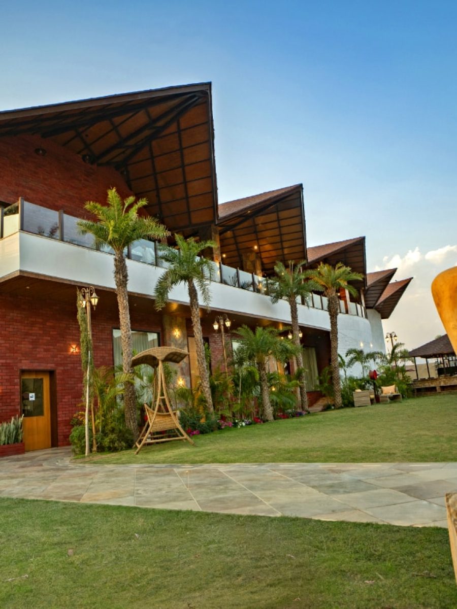 Mysa Resort & Spa Garden Area